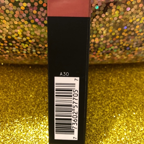 BNIB! MAC Frost Lipstick 💄 in ANGEL 302 - Picture 4 of 7